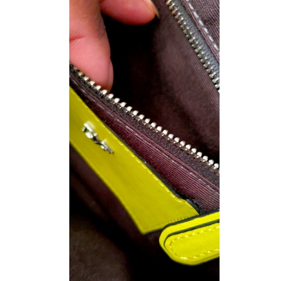 DVF Yellow/Ivory/Black Leather handbag - Picture 6 of 8